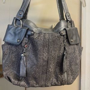 B. MAKOWSKY Silver Fau Snake Skin SADIE SHOPPER Shoulder Bag